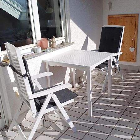 Helle Schoene Dachgeschosswohnung Mit Balkon Stockach Exterior photo