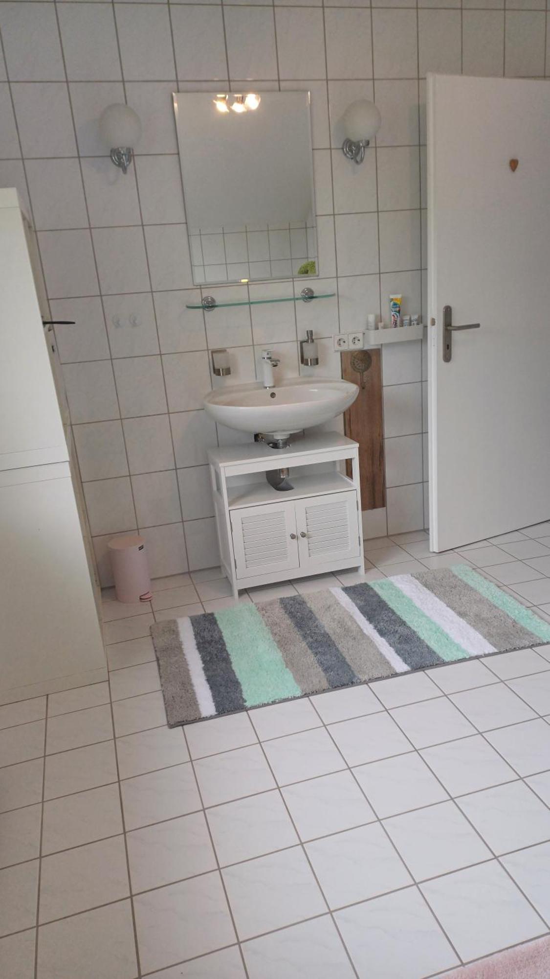 Helle Schoene Dachgeschosswohnung Mit Balkon Stockach Exterior photo